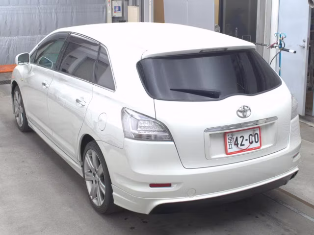 TOYOTA MARK X ZIO