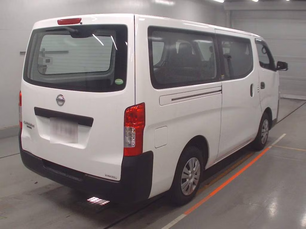 NISSAN NV350 CARAVAN