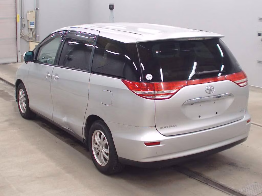 TOYOTA ESTIMA