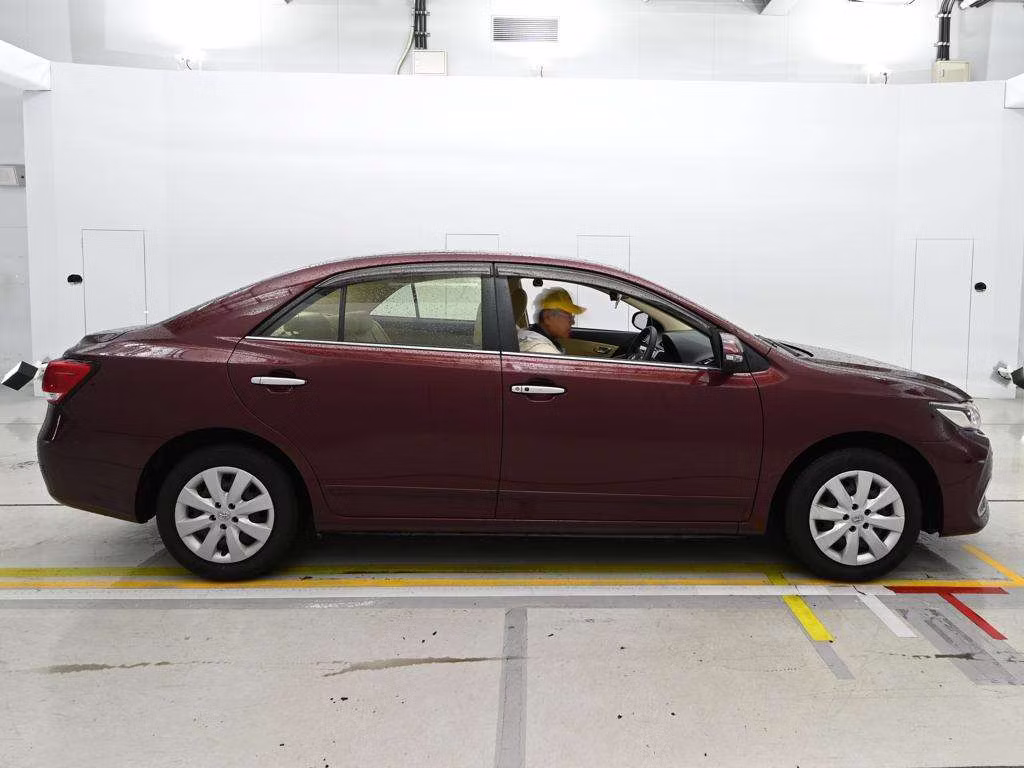 TOYOTA PREMIO