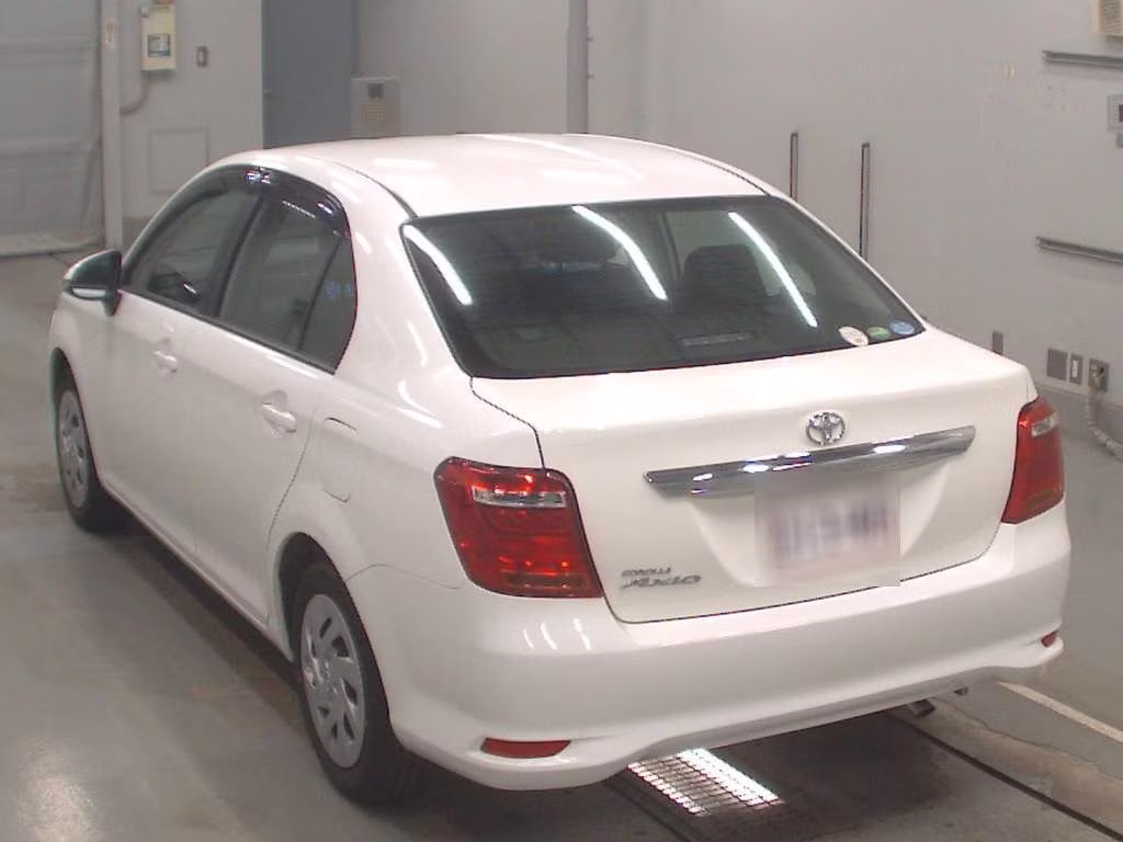 TOYOTA COROLLA AXIO