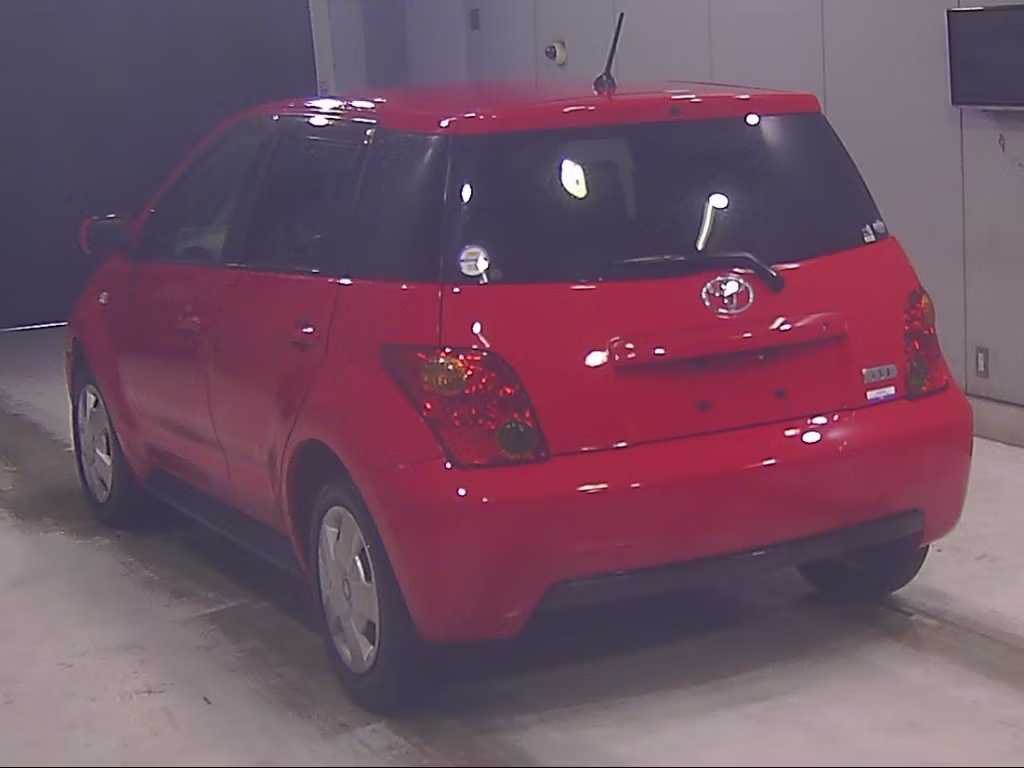 TOYOTA IST
