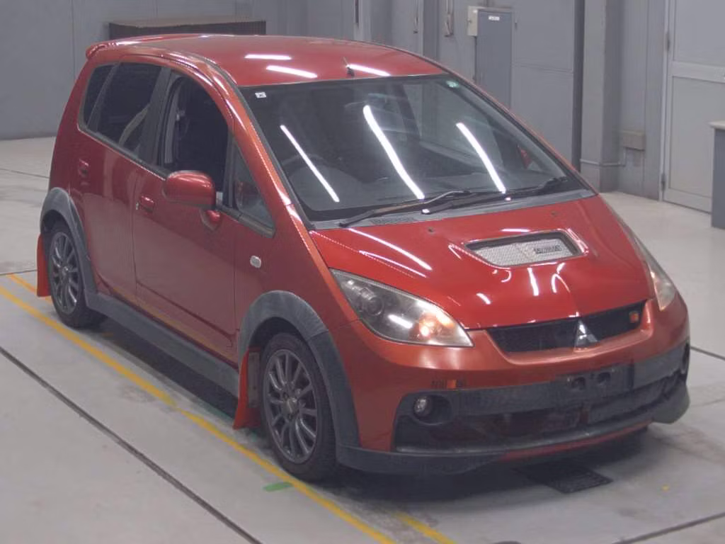 MITSUBISHI COLT
