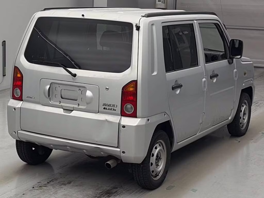 DAIHATSU NAKED