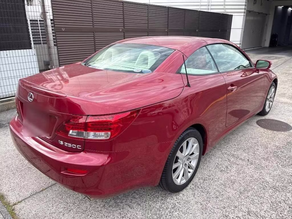 LEXUS IS250