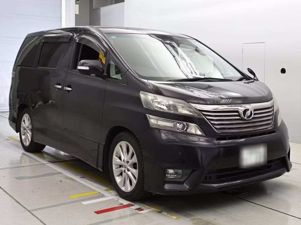 TOYOTA VELLFIRE