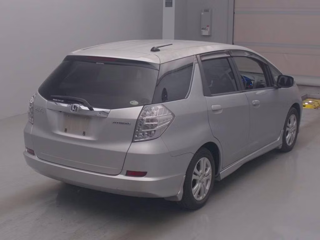 HONDA FIT SHUTTLE