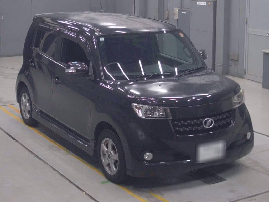TOYOTA BB