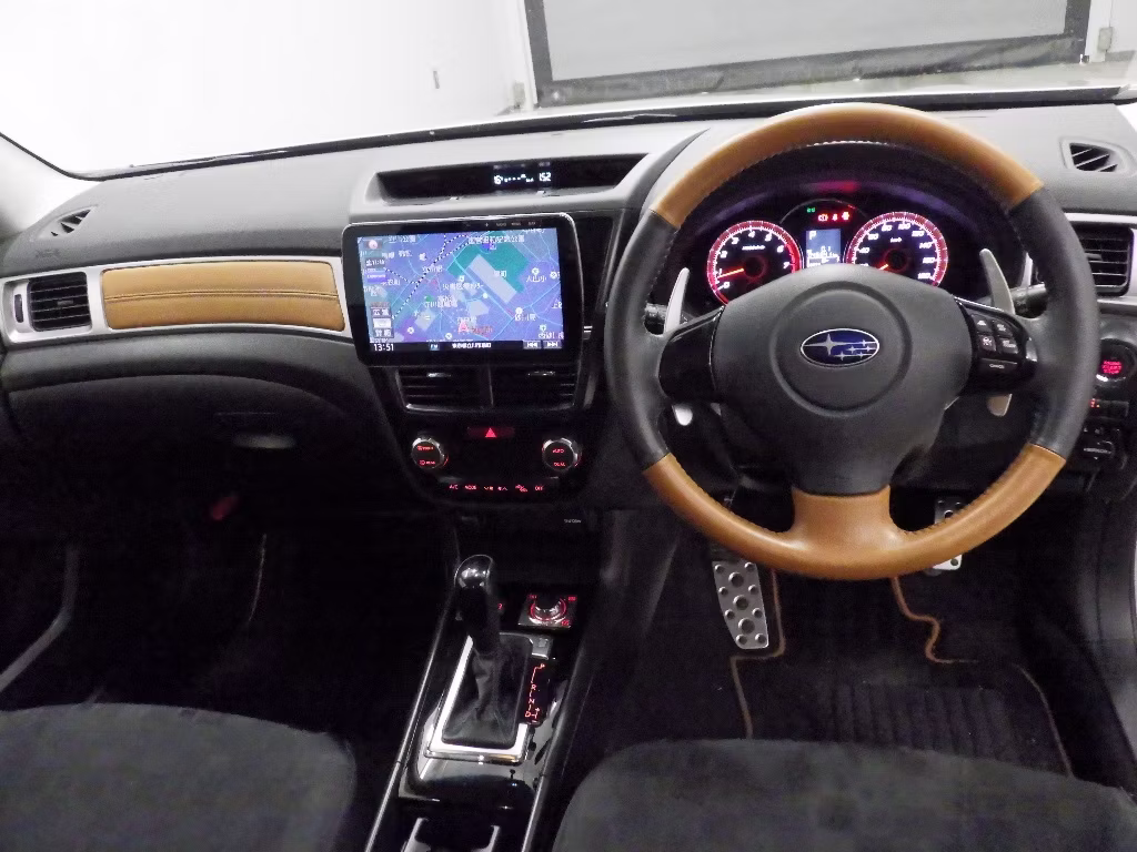 SUBARU EXIGA CROSSOVER 7