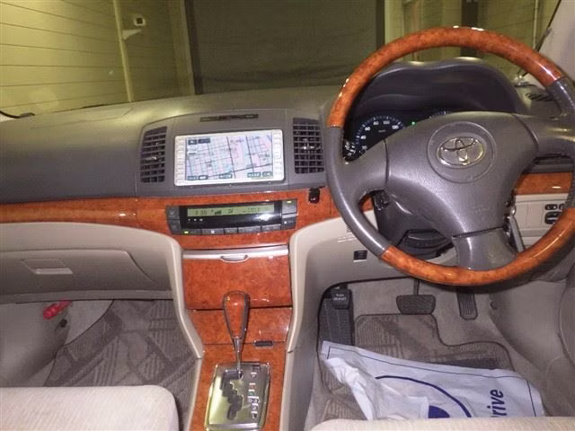 TOYOTA PREMIO