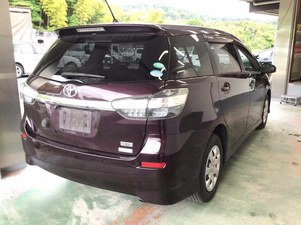 TOYOTA WISH