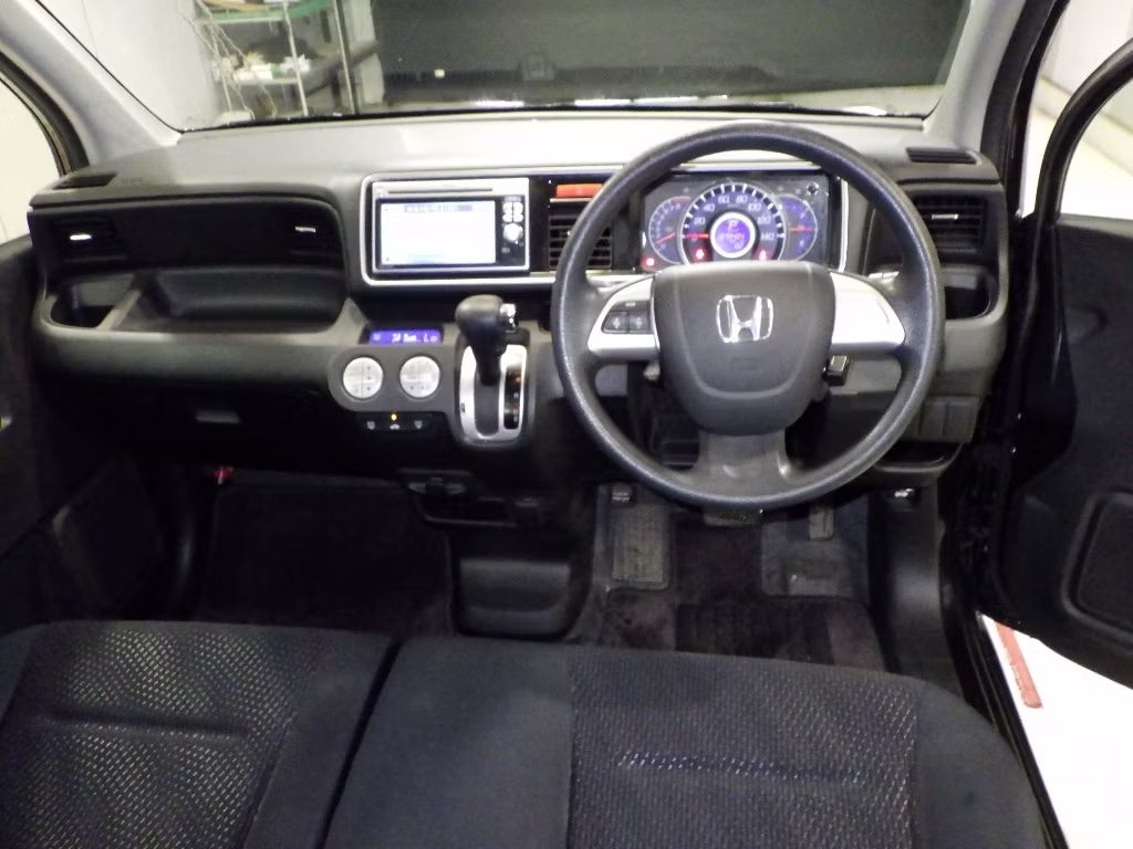HONDA LIFE