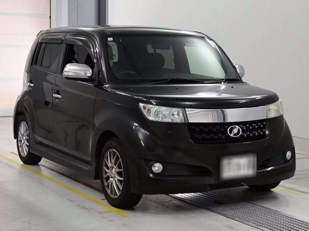 TOYOTA BB