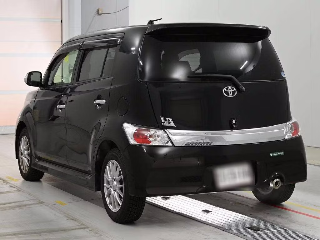 TOYOTA BB