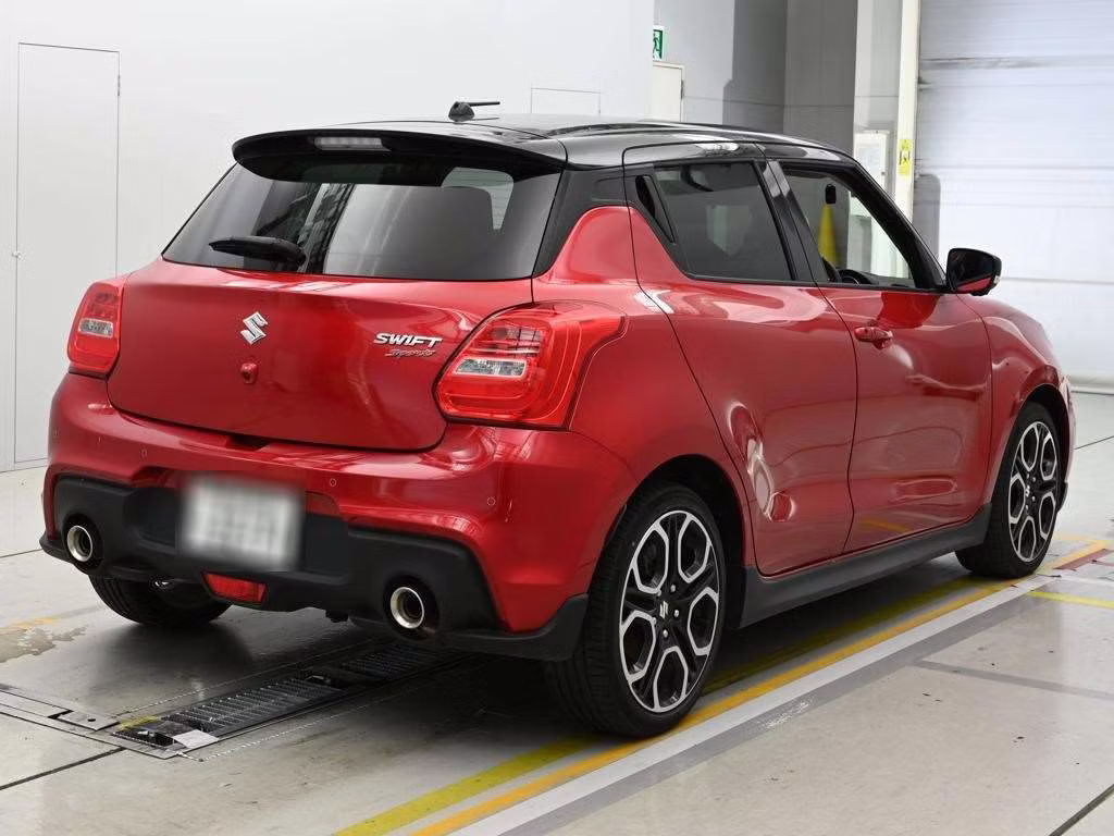 SUZUKI SWIFT
