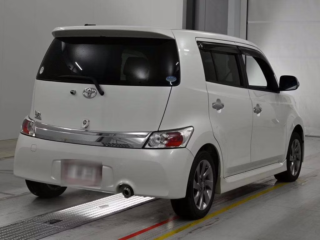 TOYOTA BB