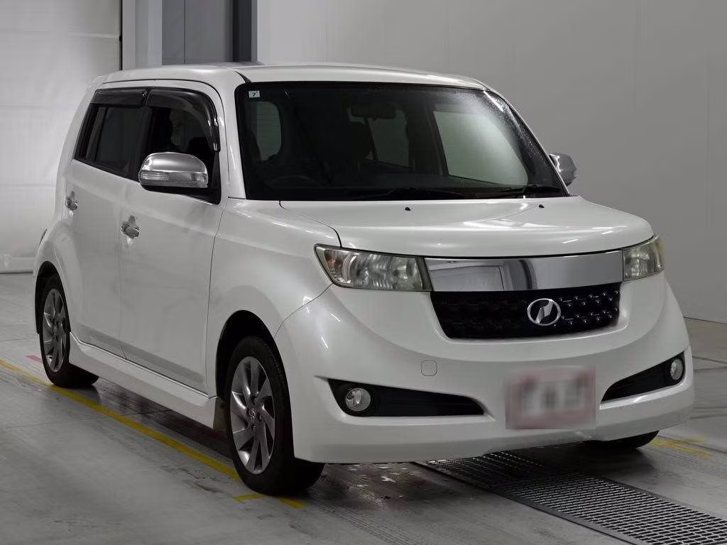 TOYOTA BB
