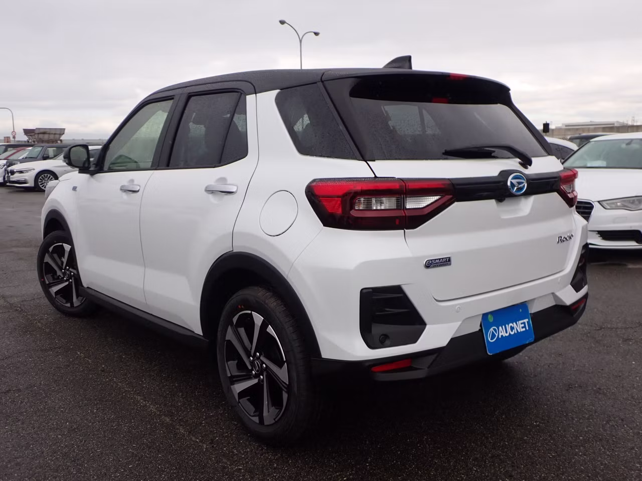 DAIHATSU ROCKY