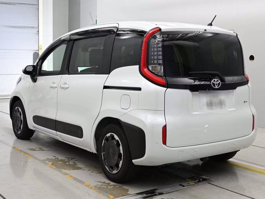 TOYOTA SIENTA