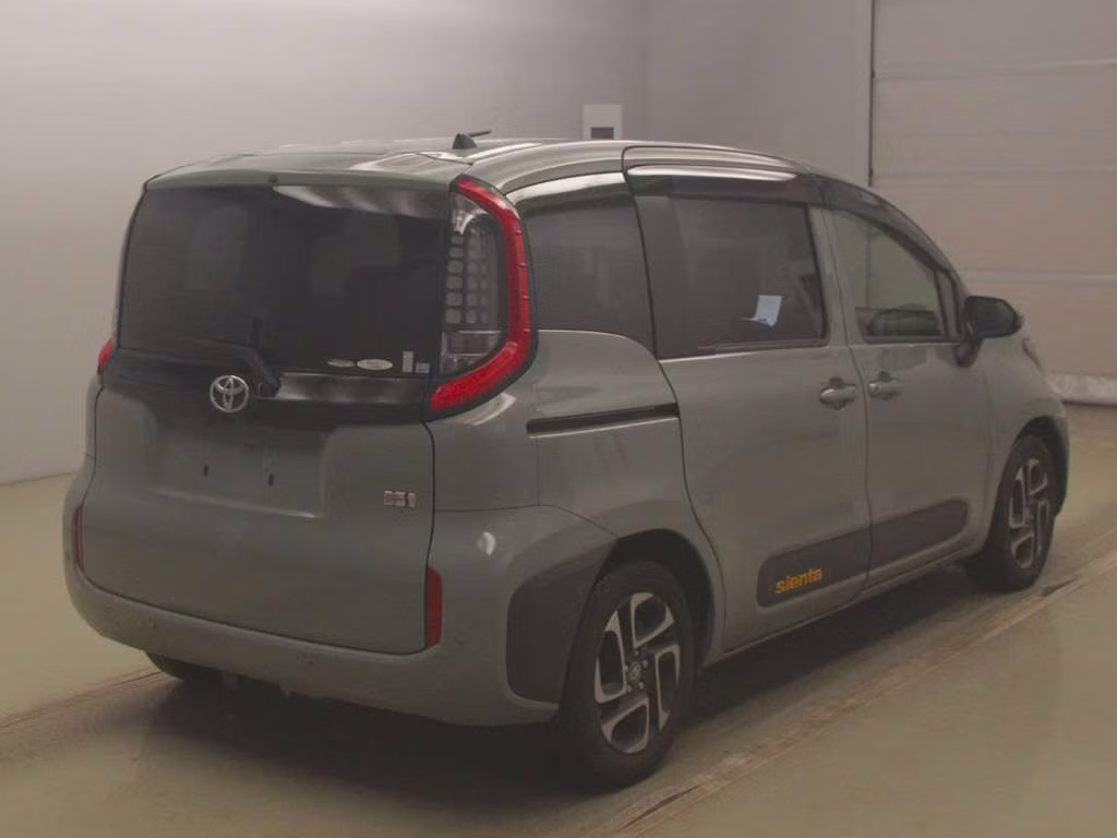 TOYOTA SIENTA
