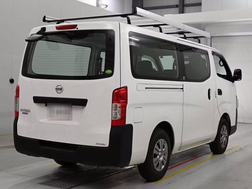 NISSAN NV350 CARAVAN