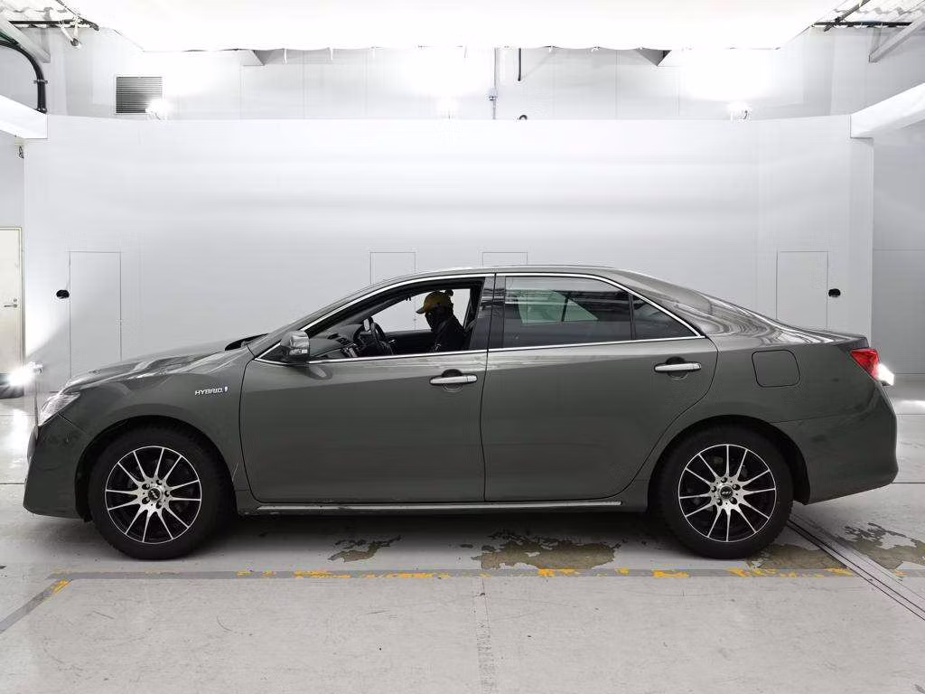 TOYOTA CAMRY
