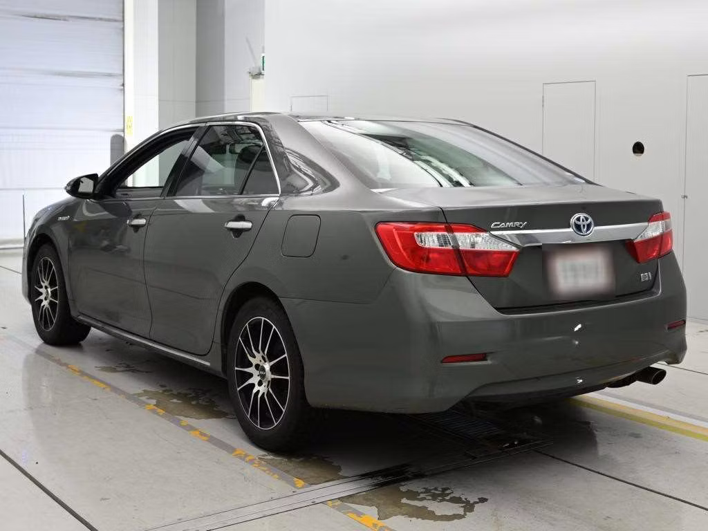 TOYOTA CAMRY
