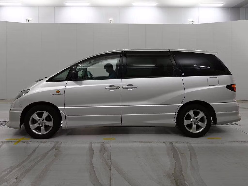 TOYOTA ESTIMA