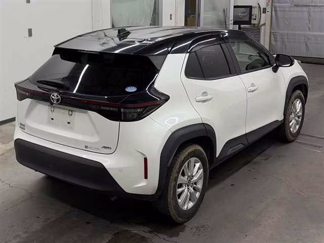 TOYOTA YARIS CROSS