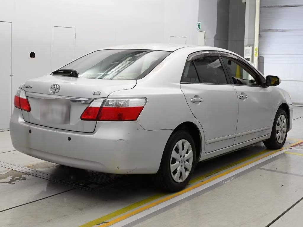 TOYOTA PREMIO