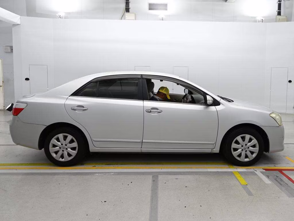 TOYOTA PREMIO