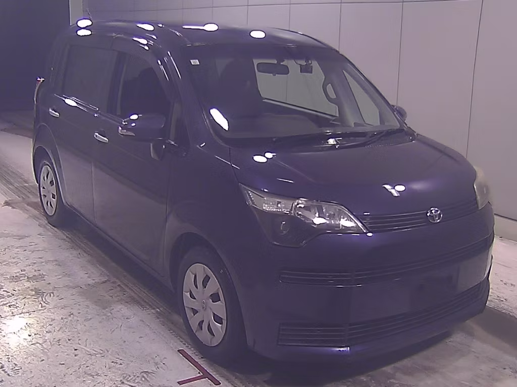 TOYOTA SPADE