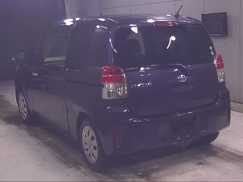 TOYOTA SPADE