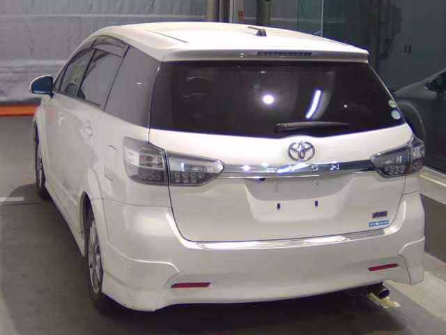 TOYOTA WISH