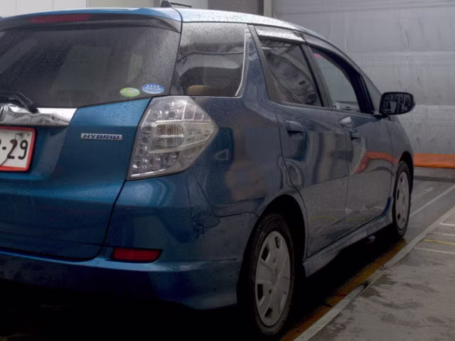 HONDA FIT SHUTTLE