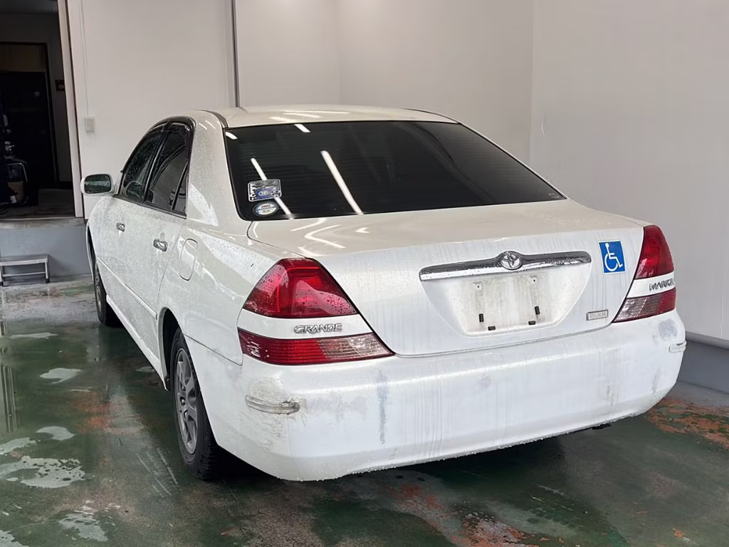 TOYOTA MARK II
