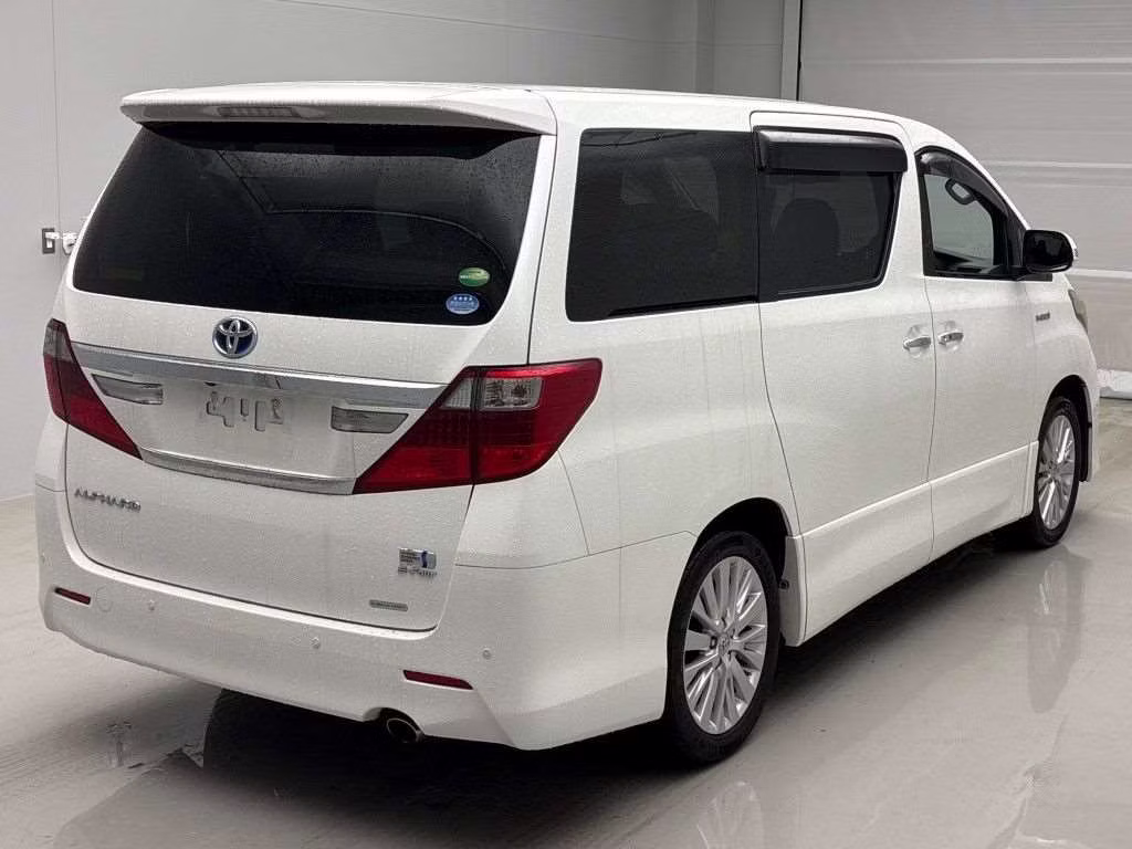 TOYOTA ALPHARD
