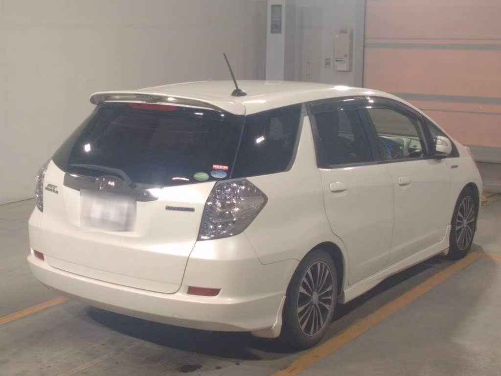 HONDA FIT SHUTTLE