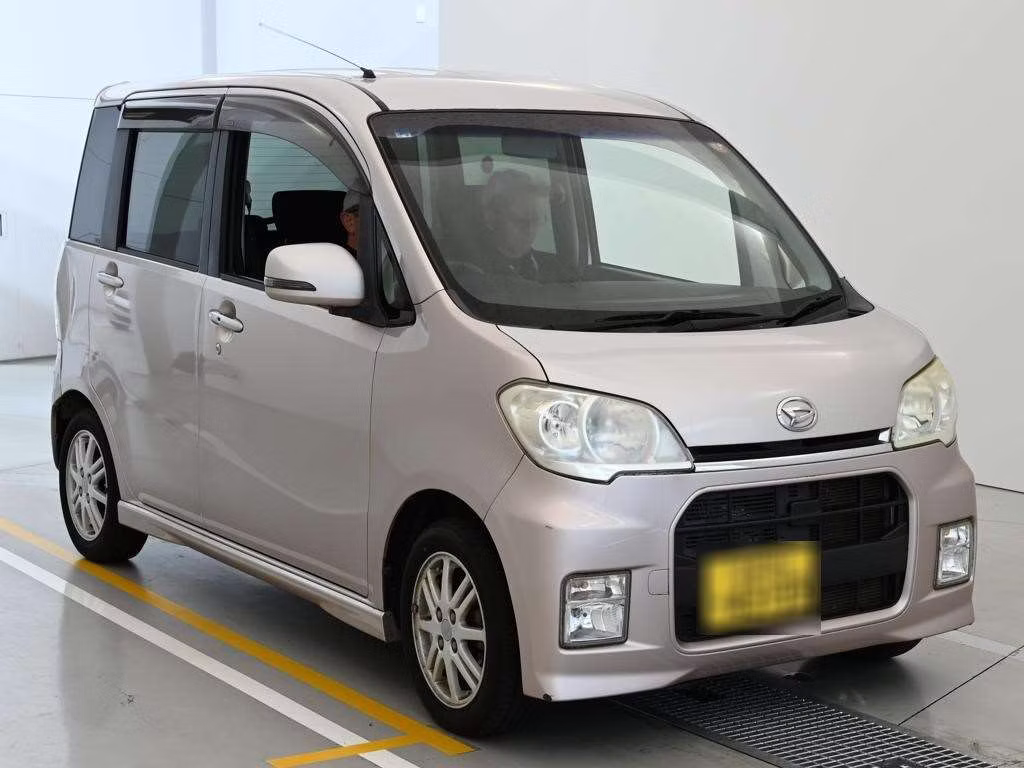 DAIHATSU TANTO EXE