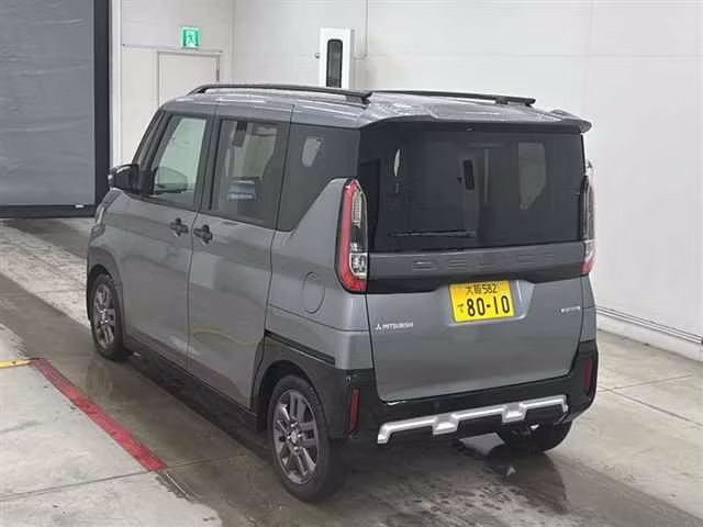 MITSUBISHI DELICA MINI