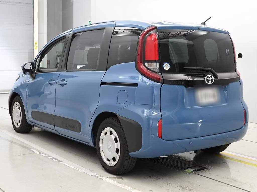 TOYOTA SIENTA