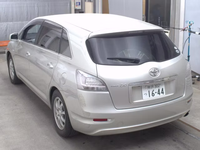 TOYOTA MARK X ZIO