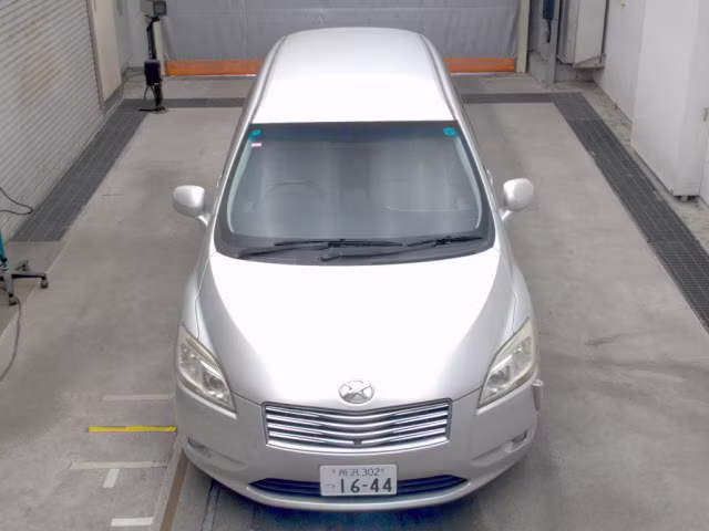 TOYOTA MARK X ZIO