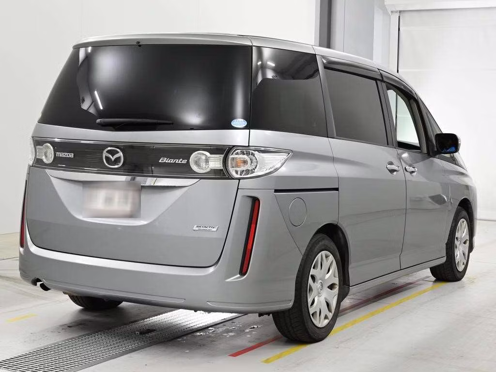 MAZDA BIANTE