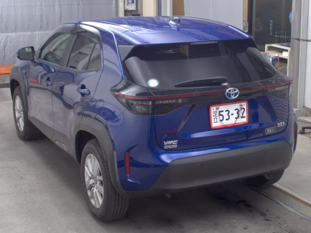 TOYOTA YARIS CROSS