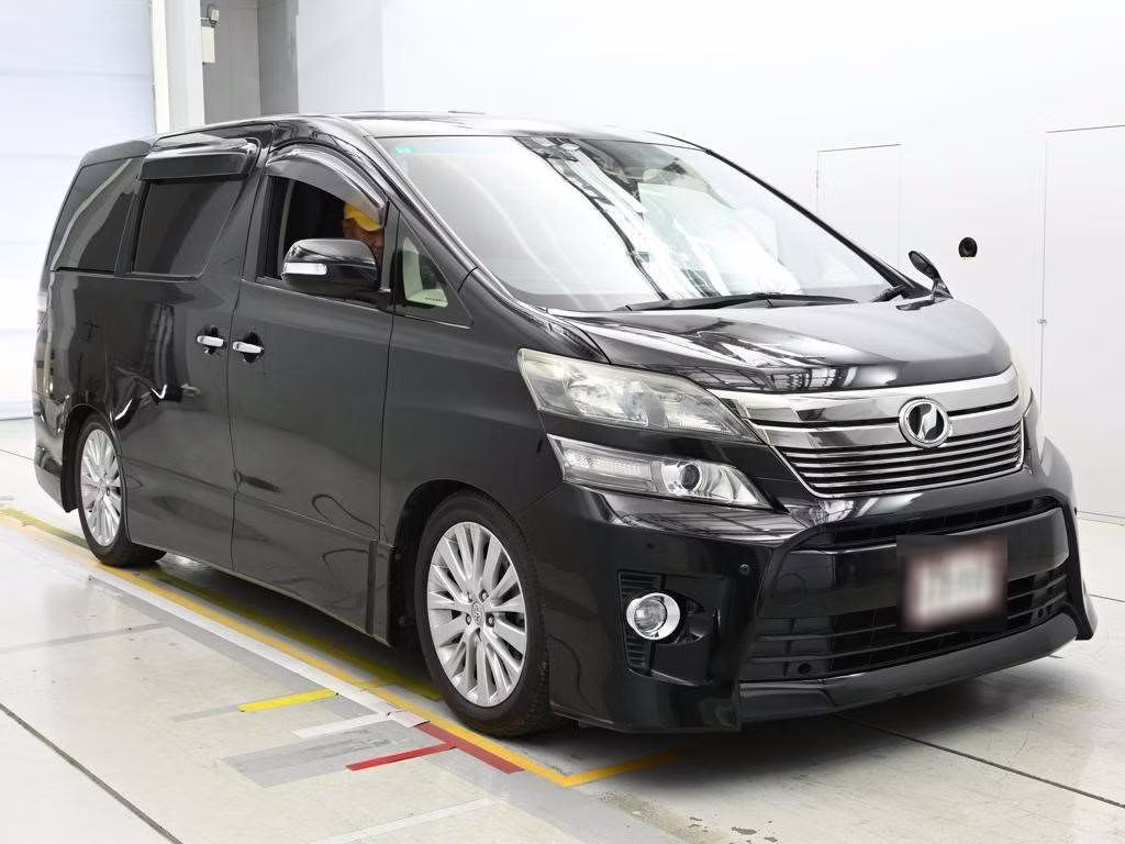 TOYOTA VELLFIRE