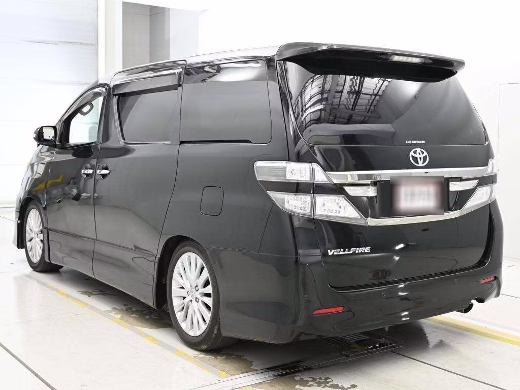 TOYOTA VELLFIRE