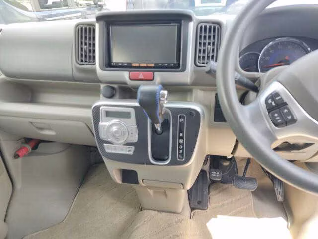 NISSAN NV100 CLIPPER