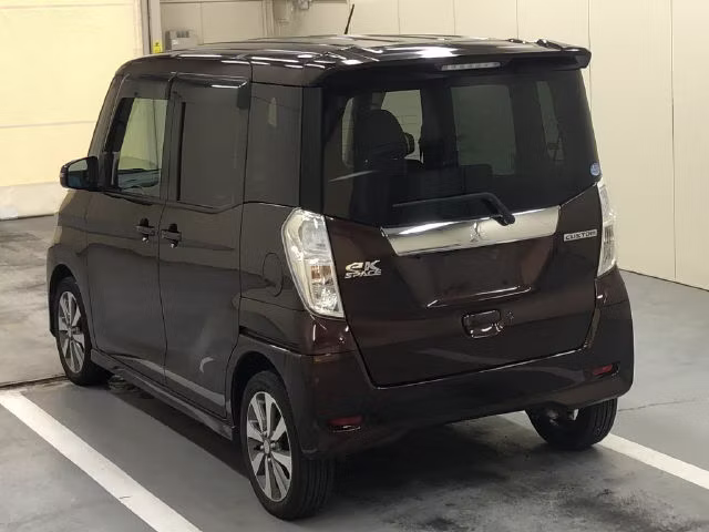 MITSUBISHI EK SPACE