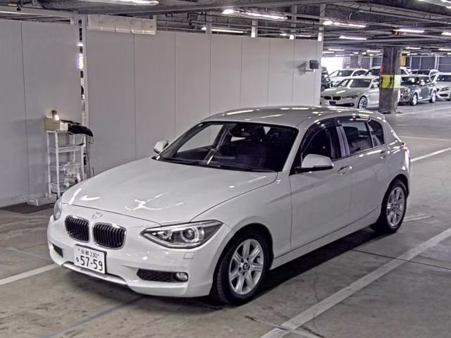 BMW 1-SERIES